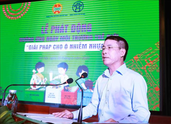 Phó Chủ tịch UBND thành phố Hà Nội Nguyễn Trọng Đông phát biểu tại lễ phát động hưởng ứng ngày môi trường thế giới tại huyện Hoài Đức, thành phố Hà Nội. Ảnh: Vũ Sinh - TTXVN