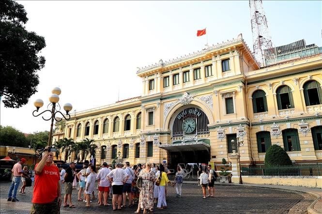 The Ho Chi Minh City Central Post Office fascinates tourists with its typical colonial French features, ranging from exterior to interior decorations. VNA Photo: Hồng Đạt