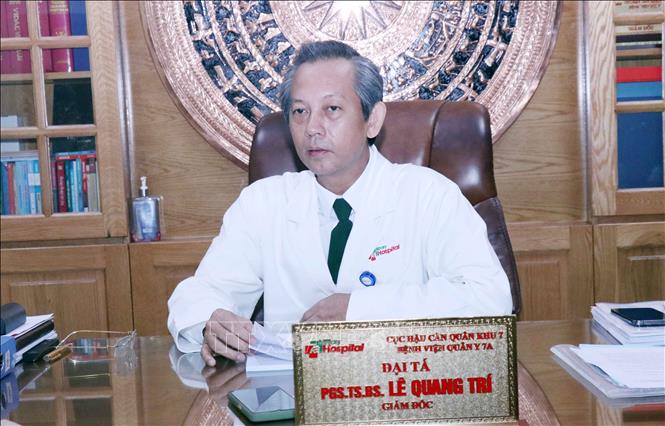Trong ảnh: Đại tá, PGS.TS bác sĩ Lê Quang Trí, Giám đốc Bệnh viện Quân y 7A. Ảnh: Xuân Khu-TTXVN