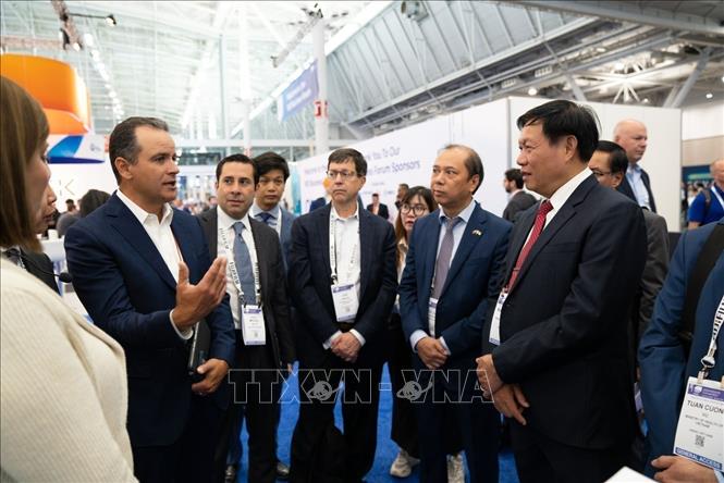 Deputy Health Minister Do Xuan Tuyen attends the BIO International Convention in the US’ Boston city from June 5-8. VNA Photo: Thanh Tuấn