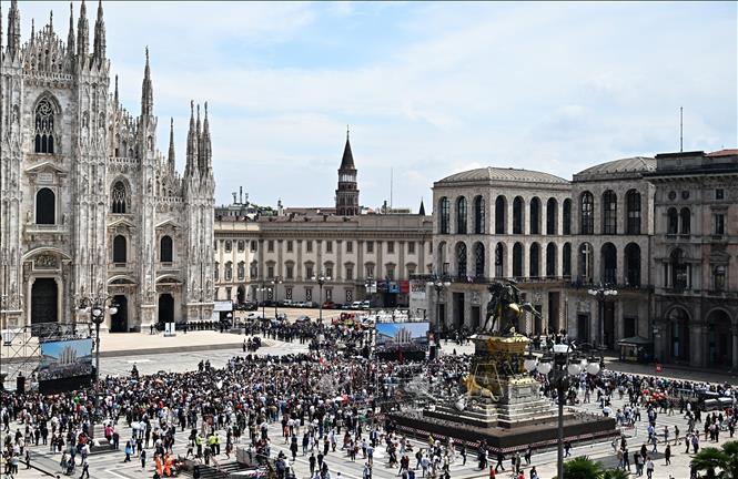 Nhà thờ  Duomo nơi tổ chức lễ quốc tang cho  cố Thủ tướng Silvio Berlusconi  ở Rome, Italy, ngày 14/6/2023. Ảnh: AFP/TTXVN