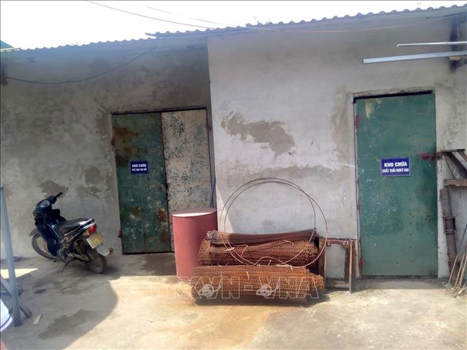 Nơi chứa rác thải từ tre luồng của Hợp tác xã chế biến lâm sản huyện Quan Hóa đã khắc phục vi phạm. Ảnh: Nguyễn Nam-TTXVN