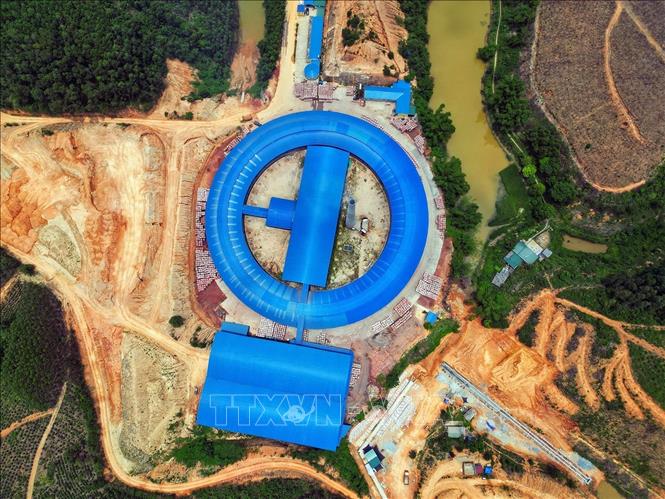 Quy mô nhà máy gạch tuynel Viên Châu và vùng nguyên liệu trên 15 ha là một trong những nhà máy hiện đại nhất Việt Nam. Ảnh: Tuấn Anh - TTXVN