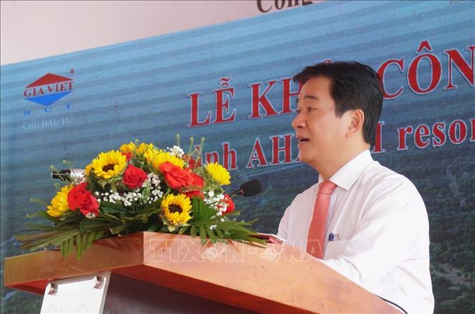 Phó Chủ tịch UBND tỉnh Ninh Thuận Nguyễn Long Biên phát biểu tại buổi lễ. Ảnh: Nguyễn Thành – TTXVN