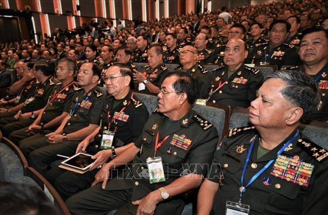 Các quan chức cấp cao Campuchia tham dự Lễ kỷ niệm 46 năm “Hành trình hướng tới lật đổ chế độ diệt chủng Pol Pot” tại trụ sở Bộ Quốc phòng Campuchia, sáng 20/6/2023. Ảnh: AKP/TTXVN phát