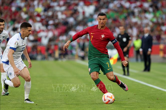 Tiền Đạo Cristiano Ronaldo Lập Kỷ Lục Thế Giới Guinness - Ảnh Thời Sự Quốc  Tế - Văn Hóa Xã Hội - Thông Tấn Xã Việt Nam (Ttxvn)