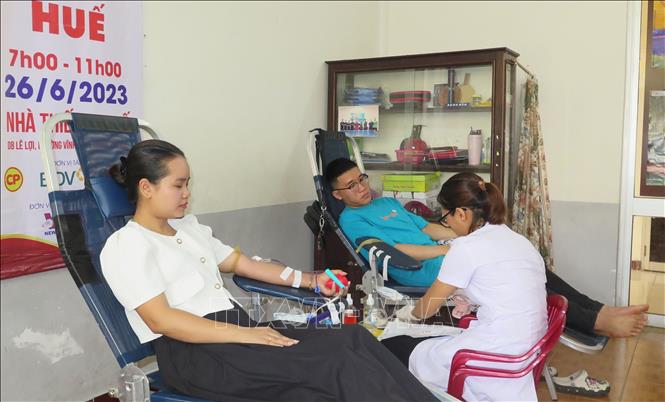 Chương trình Hành trình Đỏ - Giọt hồng xứ Huế lần thứ VII năm 2023 được diễn ra trong hai tháng 6 và 7.  Ảnh: Tường Vi - TTXVN                     