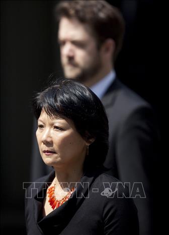 (Tư liệu) Bà Olivia Chow (phía trước) tại một sự kiện ở thành phố Toronto (Canada) ngày 27/8/2011. Ảnh: AFP/TTXVN
