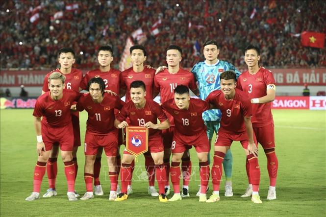 The line-up of the Vietnamese squad in the friendly match with Hong Kong in June 15. VNA Photo: Minh Quyết
