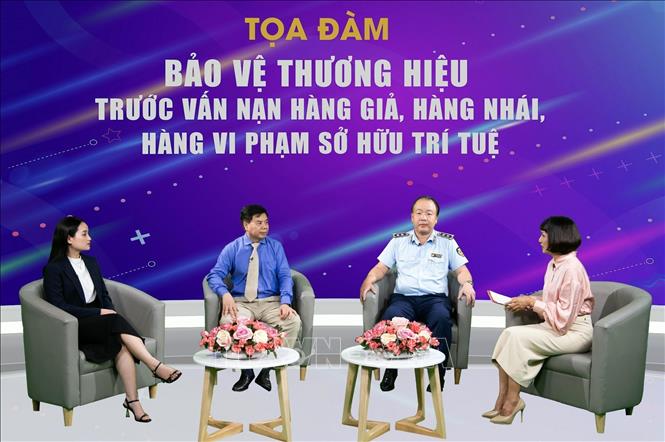 Trong ảnh: Quang cảnh tọa đàm. Ảnh: Trần Việt - TTXVN