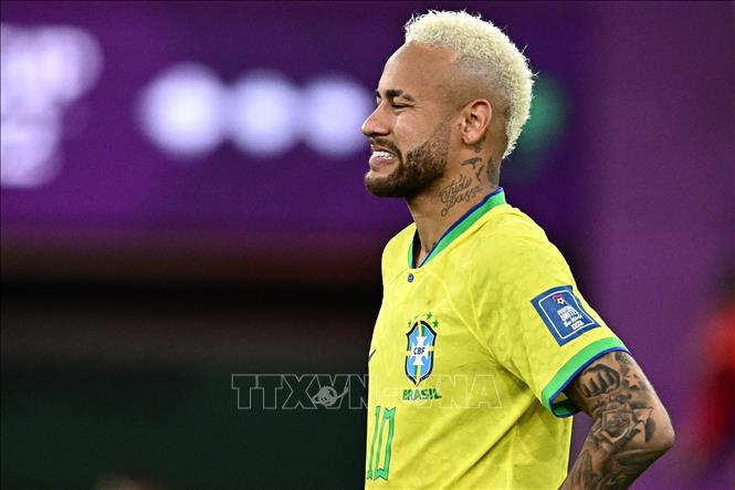 Cầu thủ Neymar thi đấu trong trận Tứ kết World Cup 2022 giữa Croatia và Brazil ở Al-Rayyan, Qatar ngày 9/12/2022. Ảnh: AFP/TTXVN