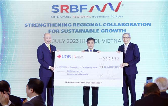 Nghi thức phát động hoạt động hợp tác giữa SBF và các đối tác. Ảnh: An Đăng - TTXVN
