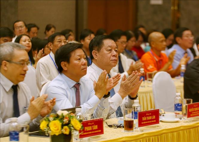 Trưởng Ban Tuyên giáo Trung ương Nguyễn Trọng Nghĩa cùng các đại biểu dự Đại hội. Ảnh: Tuấn Đức - TTXVN