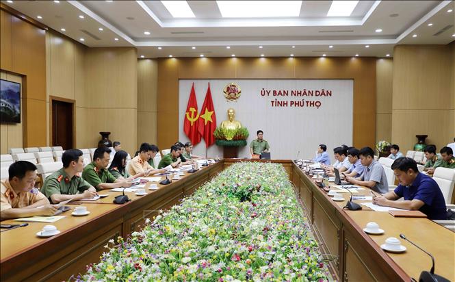Đoàn kiểm tra làm việc với UBND tỉnh Phú Thọ. Ảnh: Trung Kiên - TTXVN