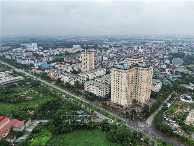 Over 400 projects, whose total flooring space covers 22.565 million square meters with approximately 432,400 units are underway. VNA Photo: Tuấn Anh 