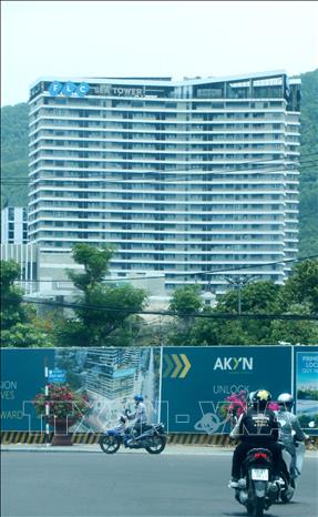 Trong ảnh: Tòa nhà FLC Sea Tower thường xuyên xảy ra tình trạng sử dụng ma túy, mất tiền của khách thuê. Ảnh: Lê Phước Ngọc - TTXVN