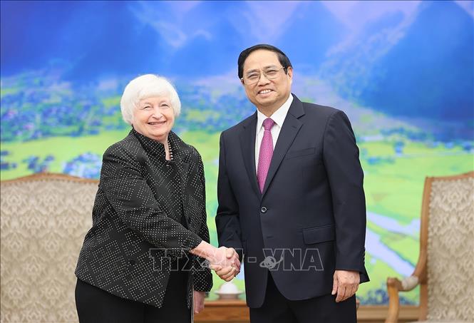 Prime Minister Pham Minh Chinh receives US Treasury Secretary Janet Yellen. VNA Photo: Dương Giang