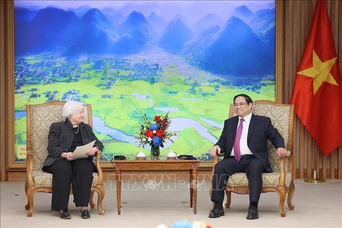 Prime Minister Pham Minh Chinh receives US Treasury Secretary Janet Yellen. VNA Photo: Dương Giang