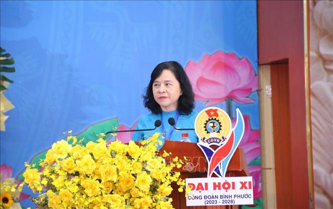 Trong ảnh: Chủ tịch Liên đoàn lao động tỉnh Bình Phước, Nguyễn Thị Hương Giang phát biểu tại đại hội. Ảnh: Đậu Tất Thành – TTXVN.