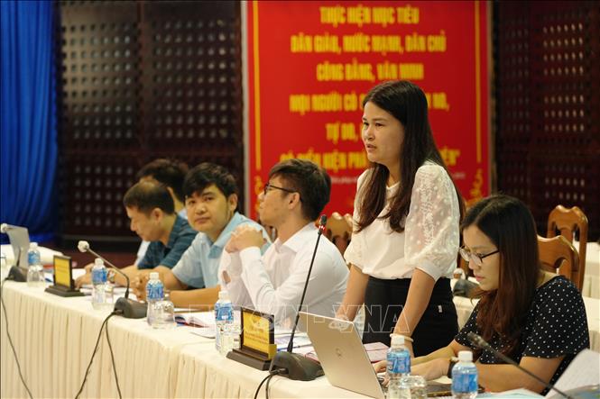 Trong ảnh: Bà Chu Thị Vinh, Phó Cục trưởng Cục Kinh tế hợp tác, Bộ Kế hoạch và đầu tư, phát biểu tại buổi làm việc. Ảnh: Minh Phú - TTXVN