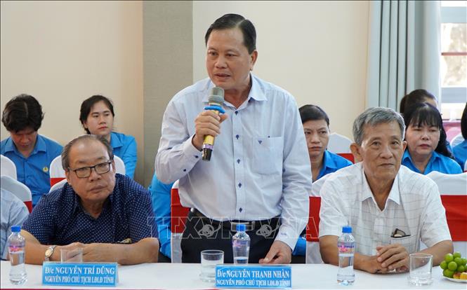 Trong ảnh: Ông Nguyễn Thanh Nhàn, nguyên Phó Chủ tịch Liên đoàn Lao động tỉnh Đồng Tháp, phát biểu. Ảnh: Nhựt An - TTXVN