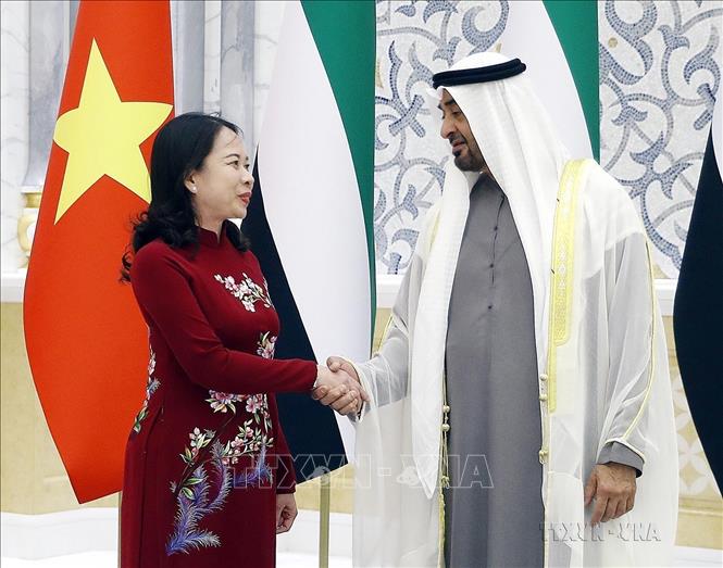 Phó Chủ tịch nước Võ Thị Ánh Xuân hội kiến Tổng thống Sheikh Mohamed bin Zayed trong chuyến thăm UAE (Abu Dhabi, 3/5/2023). Ảnh: Lâm Khánh - TTXVN