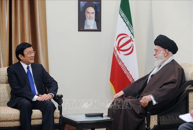 Trong chương trình thăm cấp Nhà nước tới Cộng hoà Hồi giáo Iran, chiều 15/3/2016, tại Thủ đô Tehran, Chủ tịch nước Trương Tấn Sang gặp lãnh tụ tối cao Iran Ayatollah Ali Khamenei. Ảnh: Nguyễn Khang – TTXVN