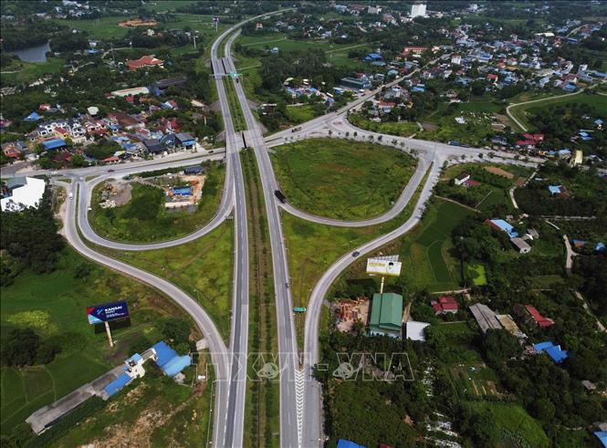 Nút giao thông Sông Công (Km53+000, thành phố Sông Công) với đường cao tốc Hà Nội – Thái Nguyên. Ảnh: Vũ Sinh - TTXVN