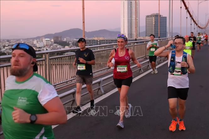 The Manulife Da Nang International Marathon 2023 kicks of at Bien Dong (East Sea) park in the central city of Da Nang on August 6. VNA Photo: Trần Lê Lâm