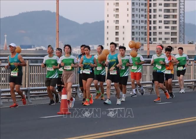 The Manulife Da Nang International Marathon 2023 kicks of at Bien Dong (East Sea) park in the central city of Da Nang on August 6. VNA Photo: Trần Lê Lâm