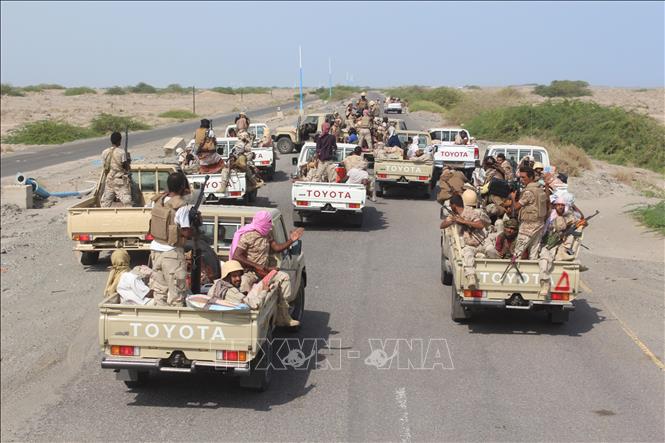 (Tư liệu) Các lực lượng Chính phủ Yemen tham gia chiến dịch truy quét al-Qaeda tại tỉnh Abyan ngày 14/8/2016. Ảnh: AFP/TTXVN