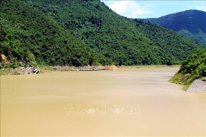 Mực nước Thủy điện Bản Vẽ dâng cao đột biến dài ngày, chưa từng có trong lịch sử vận hành nhà máy. Ảnh: Tá Chuyên - TTXVXN