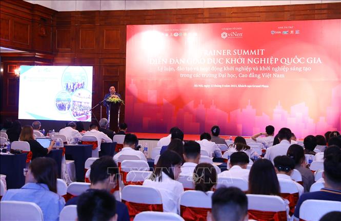 Quang cảnh diễn đàn. Ảnh: Văn Điệp – TTXVN