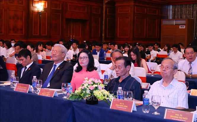 Các đại biểu dự diễn đàn. Ảnh: Văn Điệp – TTXVN