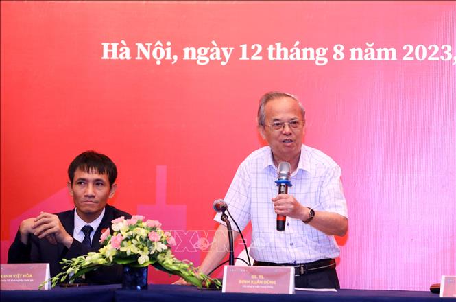 GS.TS.Đinh Xuân Dũng phát biểu. Ảnh: Văn Điệp – TTXVN