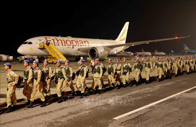 Engineering Unit Rotation No 1 of Vietnam arrive in Hanoi on August 15, fulfilling the UN peacekeeping mission in the UN Interim Security Force for Abyei (UNISFA). VNA Photo: An Đăng