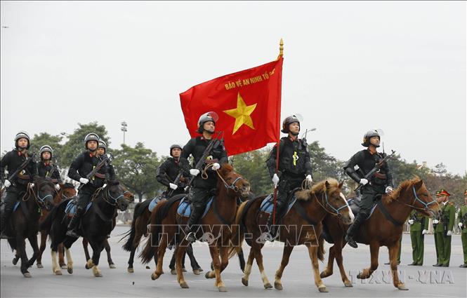 Lực lượng Cảnh sát cơ động tại lễ xuất quân và diễn tập phương án bảo vệ Đại hội Đảng toàn quốc lần thứ XIII. Ảnh: Doãn Tấn - TTXVN