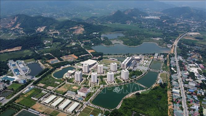 Khu đô thị Hòa Lạc thuộc địa bàn huyện Thạch Thất với mục tiêu phát triển trở thành đô thị vệ tinh lớn nhất trong 5 đô thị được quy hoạch xung quanh trung tâm Thủ đô. Ảnh: Huy Hùng - TTXVN