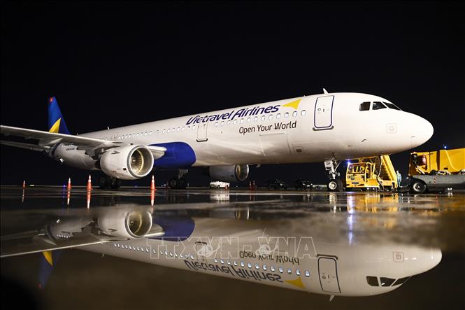 Vietravel Airlines’ plane at Tan Son Nhat airport in Ho Chi Minh City. Photo by courtesy/VNA