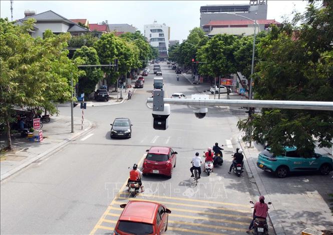 Một điểm lắp đặt camera giám sát tại thành phố Vĩnh Yên. Ảnh: Hoàng Hùng - TTXVN