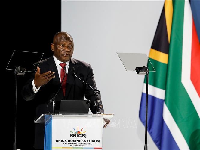 Tổng thống Nam Phi Cyril Ramaphosa phát biểu tại lễ bế mạc Hội nghị thượng đỉnh nhóm BRICS tại Johannesburg, ngày 22/8/2023. Ảnh: THX/TTXVN