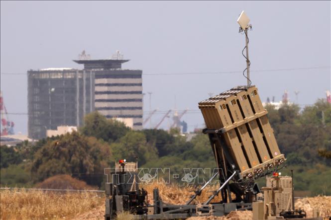 Hệ thống phòng không Iron Dome (Vòm Sắt) tại thành phố Ashdod, Israel, ngày 12/5/2023. Ảnh: AFP/TTXVN