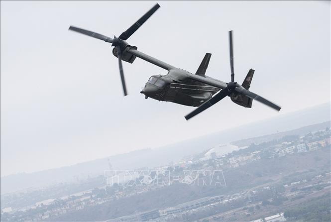 (Tư liệu) Máy bay Osprey của Mỹ bay qua Los Angeles, bang California, ngày 14/10/2022. Ảnh: AFP/TTXVN