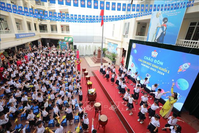 Trường Tiểu học Thăng Long tổ chức đón học sinh lớp 1. Ảnh: Thanh Tùng - TTXVN 