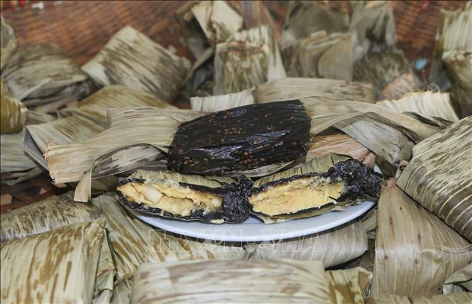 Đặc sản Bánh gai Cao Bằng. Ảnh: Chu Hiệu-TTXVN.