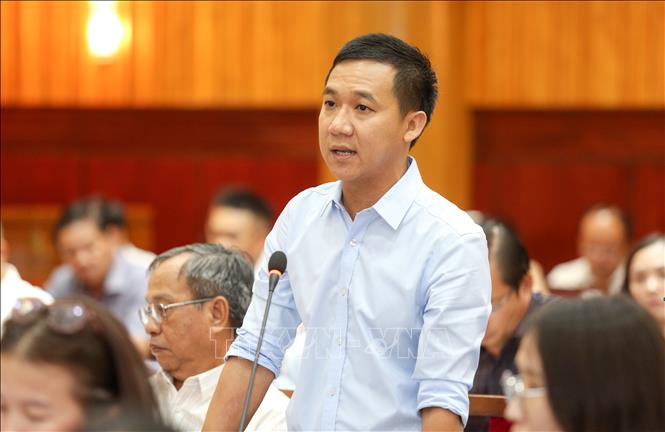 Ông Đặng Khánh Duy, Tổng Giám đốc Công ty TNHH Tân Nhiên phát biểu về tình trạng hàng giả ảnh hưởng đến hoạt động doanh nghiệp. Ảnh: Giang Phương - TTXVN