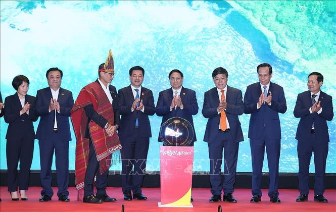 PM Pham Minh Chinh attends the opening ceremony. VNA Photo: Dương Giang
