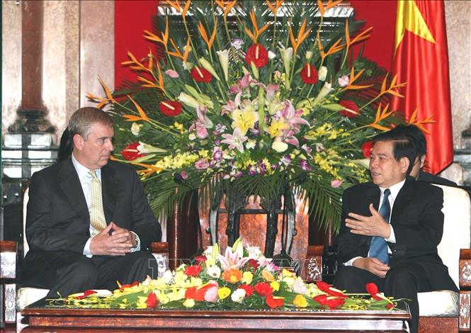 Ngày 11/10/2010, tại Hà Nội, Chủ tịch nước Nguyễn Minh Triết tiếp Hoàng tử Anh Andrew sang dự Đại lễ 1000 năm Thăng Long-Hà Nội. Ảnh: Nguyễn Khang – TTXVN