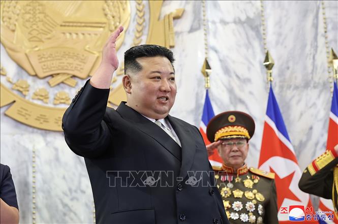 Nhà lãnh đạo Triều Tiên Kim Jong-un  tại lễ duyệt binh của lực lượng bán quân sự nhân kỷ niệm 75 năm ngày Quốc khánh ở Bình Nhưỡng, ngày 8/9/2023. Ảnh: YONHAP/TTXVN