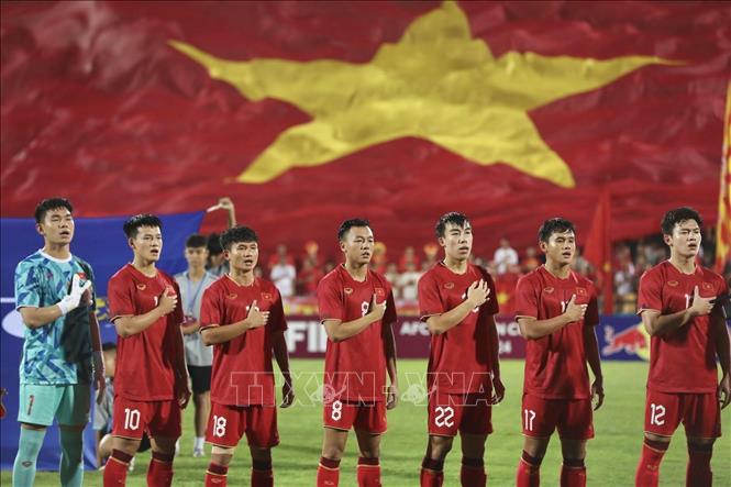 Lễ chào cờ của U23 Việt Nam. Ảnh: Minh Quyết - TTXVN
